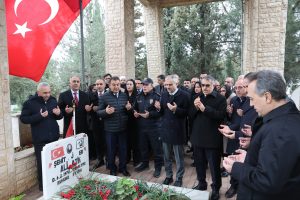 Çayırova’da Çanakkale Şehitleri dualarla anıldı