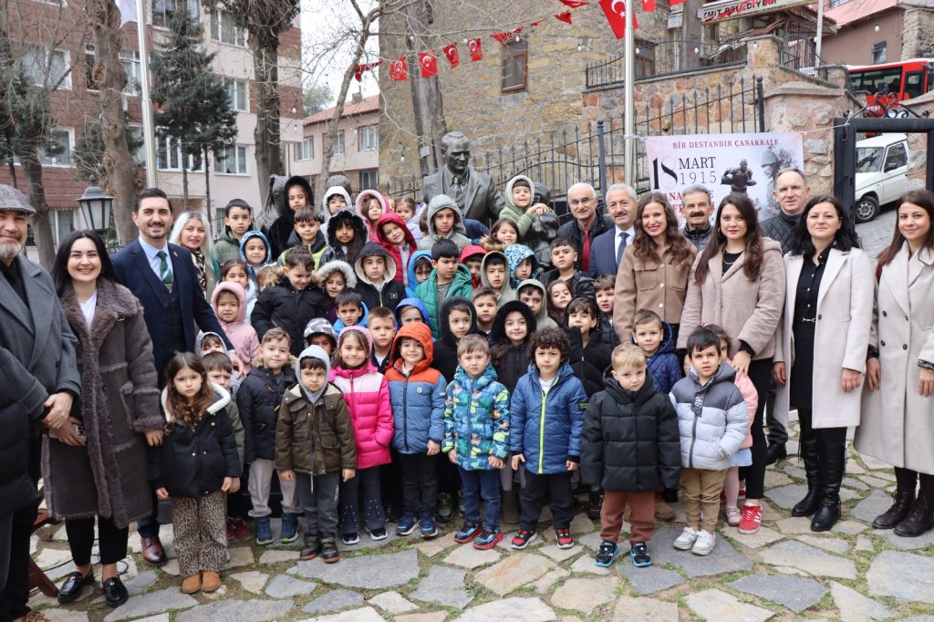 Çanakkale Zaferi’nin kahramanları İzmit’te anıldı