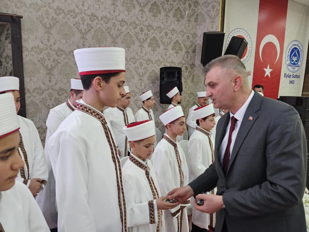 Gölcük’te Hafızlık Heyecanı: 41 Genç Hafız İcazetini Aldı