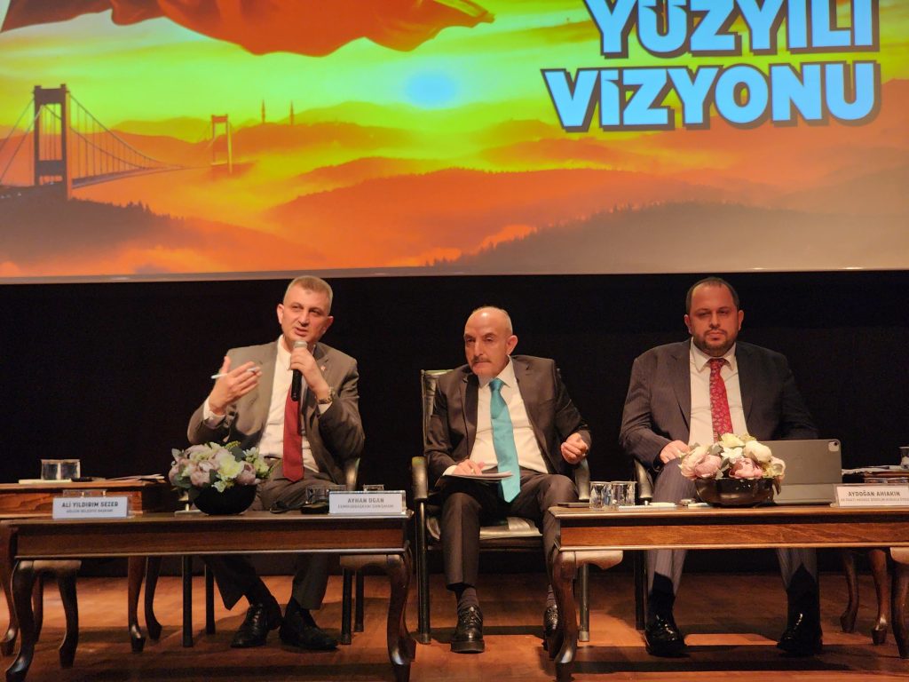 Gölcük’te “Türkiye Yüzyılı Vizyonu” Programı Düzenlendi