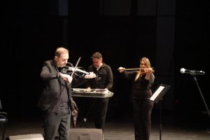 Çayırova’da keman dinletisi kulakların pasını sildi