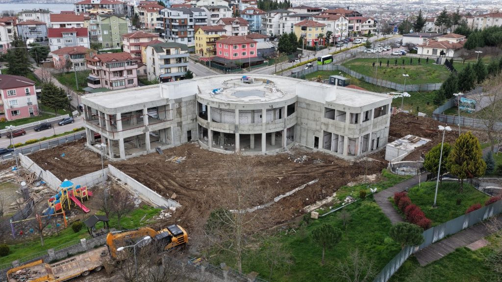 Başiskele’de Üç Fonksiyon Tek Projede