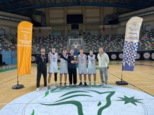 Çayırova Belediyesi’nin genç  basketbolcuları il şampiyonu oldu