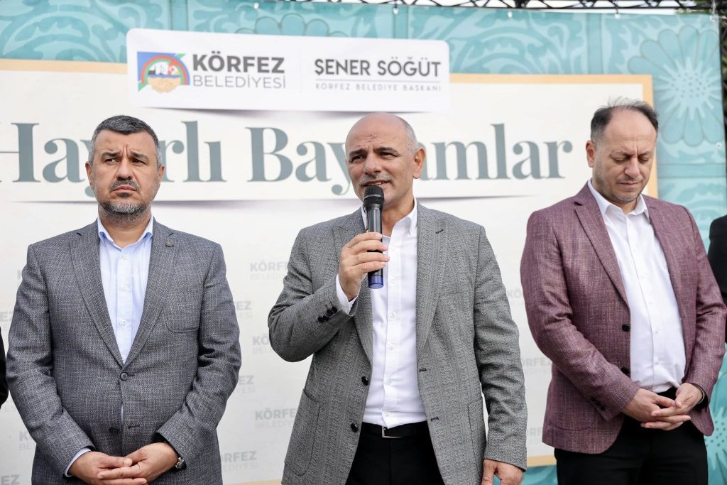 Körfez Belediyesi personeli bayramlaştı
