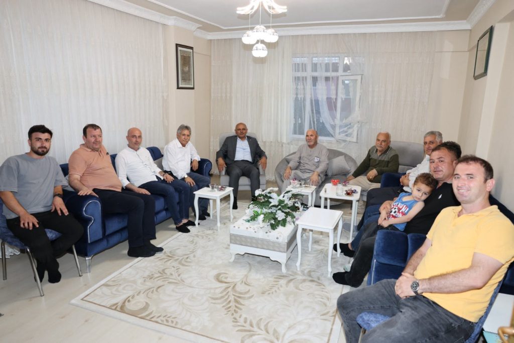 Başkan Söğüt’ten hacı ziyaretleri